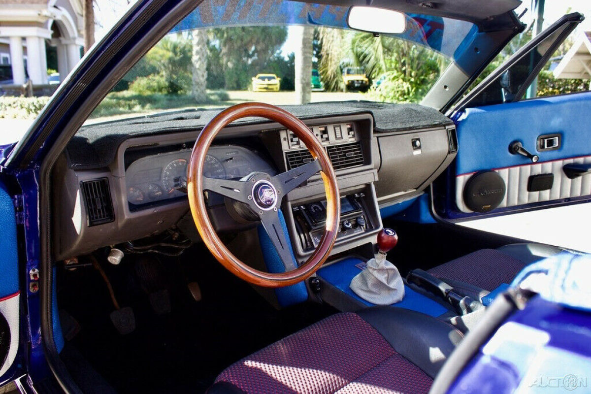 1980 Triumph TR7 TR7 Convertible / GM 3.4L-SFI V6 / 5-SPD / A/C - photo 11