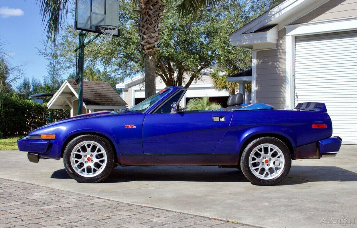1980 Triumph TR7 TR7 Convertible / GM 3.4L-SFI V6 / 5-SPD / A/C - photo 4