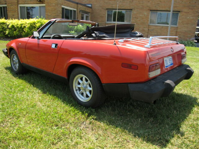 1980 Triumph TR7 Convertible - photo 6