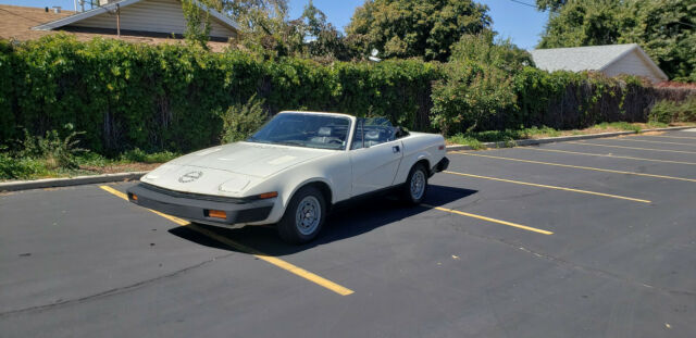 1980 Triumph TR7 Spider Edition Convertible 1980 Triumph TR7 Convertible