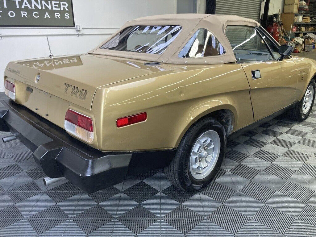 1980 Triumph TR8 1980 TRIUMPH TR8 CONVERTIBLE. MIDAS GOLD METALLIC - photo 11