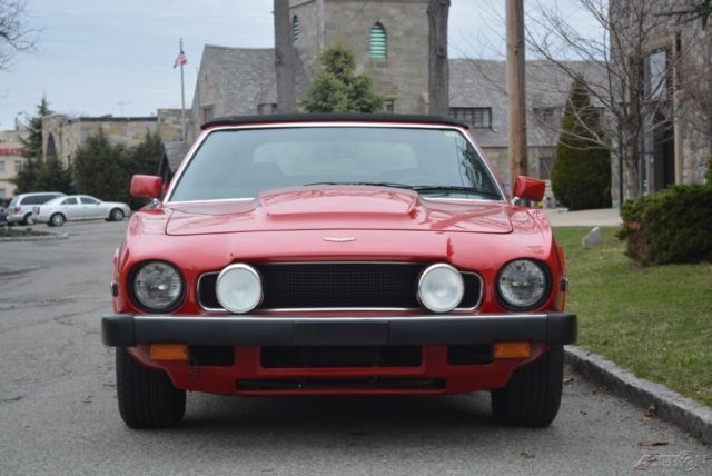 1980 Aston Martin V8 Volante - photo 2