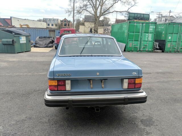 1980 Volvo 240 4 door - photo 11
