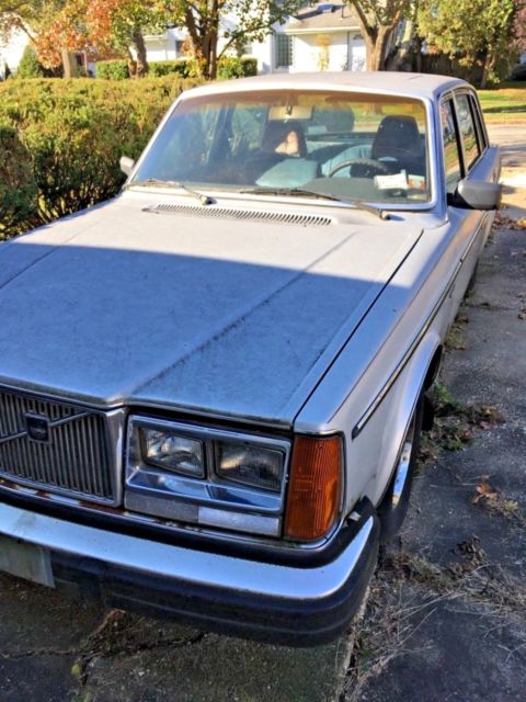 1980 Volvo 240 GL - photo 9