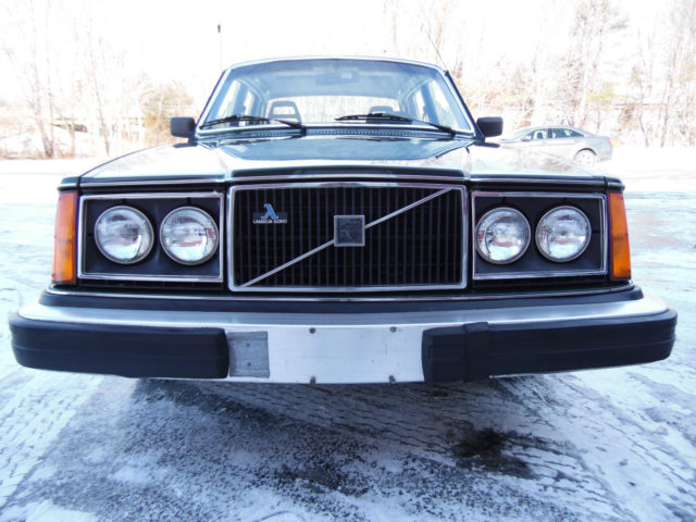 1980 Volvo 240DL 63k miles like new 1980 Volvo 240