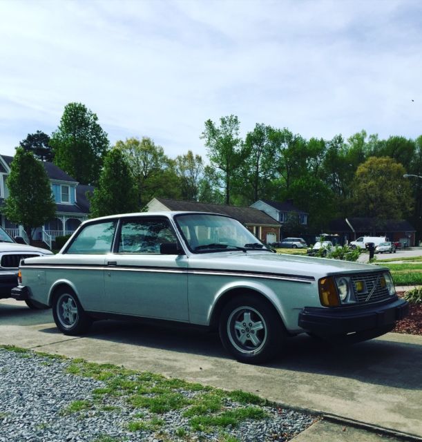 1980 Volvo 240 - photo 2