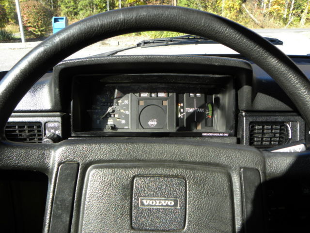 1980 Volvo 240 - photo 11