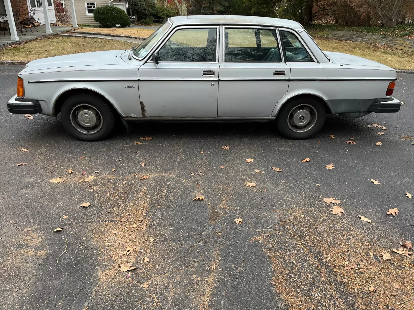 1980 Volvo 244 GLA – 1 Owner – B21F Engine – Runs, Drives – NY Inspected 1980 Volvo 240 GL