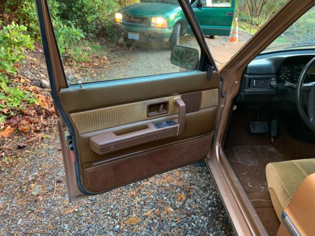 1980 Volvo 264 - photo 12