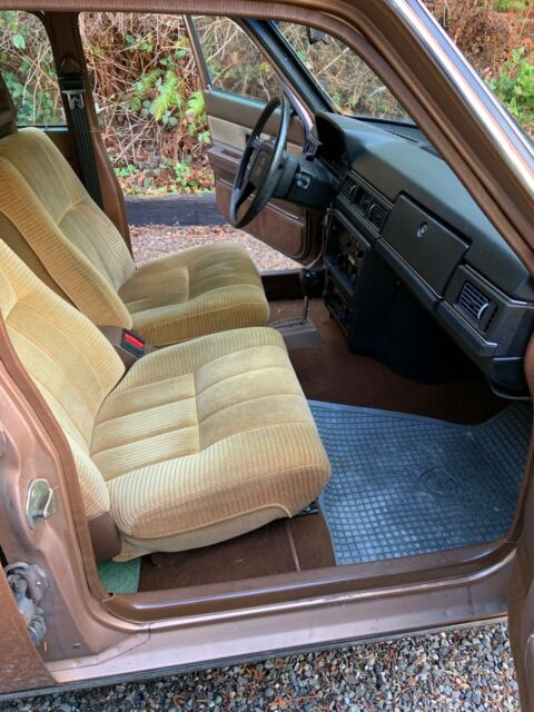 1980 Volvo 264 - photo 9