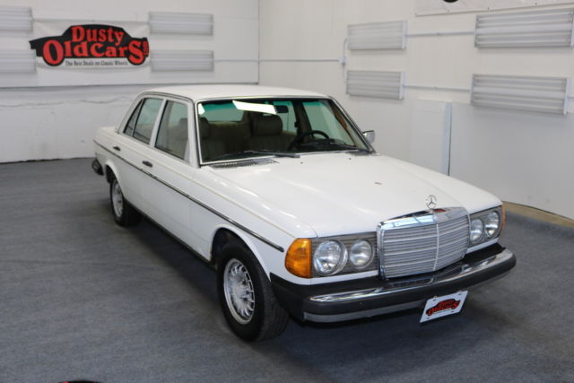 1980 Mercedes-Benz 300-Series Runs Drives Body Int 5cyl turbo diesel