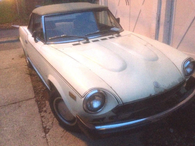 1980s Fiat 124 Convertable Spider 2000 fuel injection '80 '81 '82 1980 Fiat Other