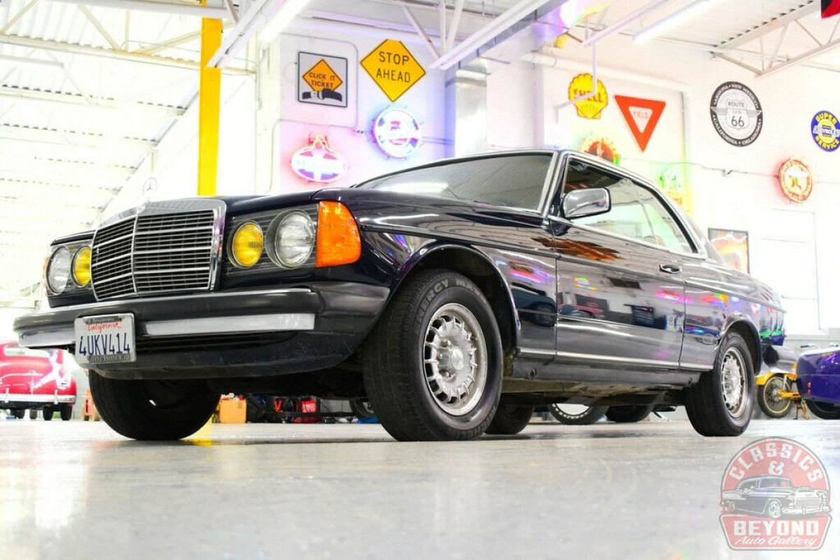 1981 Mercedes-Benz 200-Series 280 CE - photo 10