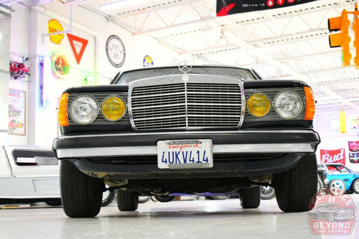 1981 Mercedes-Benz 200-Series 280 CE - photo 7