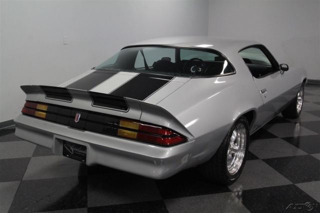 1981 Chevrolet Camaro - photo 12