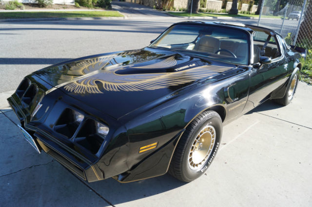 1981 4.9L TURBO V8 - BEAUTIFUL EXAMPLE IN ORIGINAL BLACK COLOR WITH TAN INTERIOR 1981 Pontiac Trans Am 4.9L V8 TURBO COUPE WITH T-TOPS!