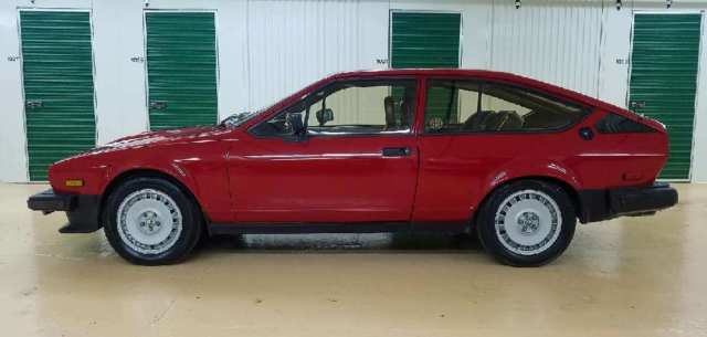 1981 Alfa Romeo GTV GTV6 - photo 7