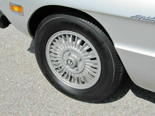 1981 Alfa Romeo Spider -- - photo 8