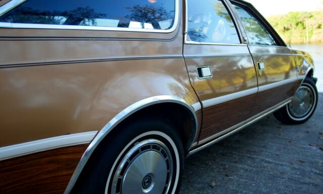 1983 AMC Other DL Woody Wagon - photo 11