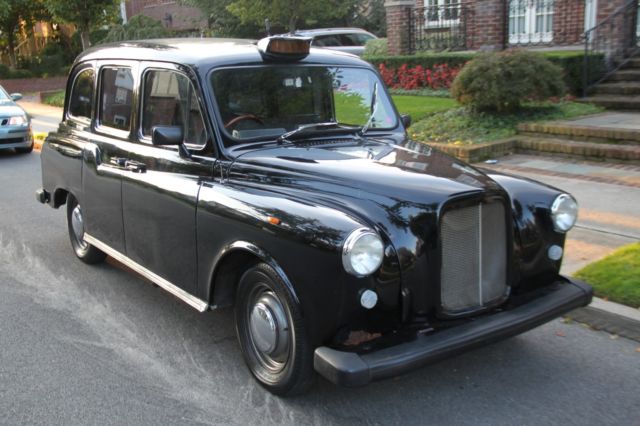 1981 Austin FX4 - photo 2