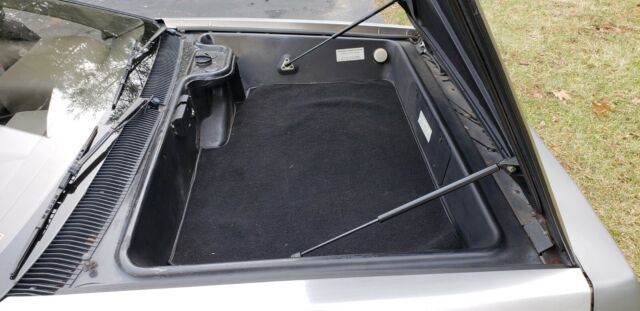 1981 DeLorean DMC-12 - photo 10