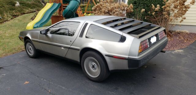 1981 DeLorean DMC-12 - photo 2