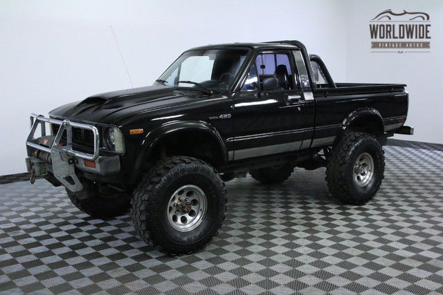 1981 Black HILUX SHORTBED V8 RESTORED CUSTOM! 1981 Toyota PICKUP HILUX SHORTBED V8 RESTORED CUSTOM