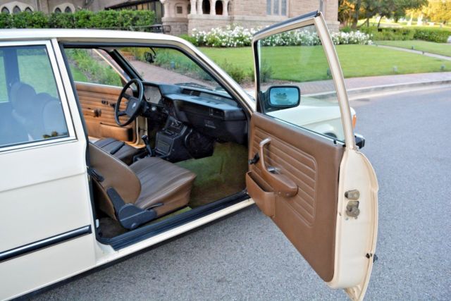 1981 BMW 3-Series Base coupe 2-door - photo 13