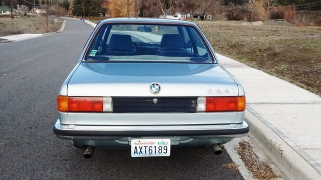 1981 BMW i3 323i - photo 2
