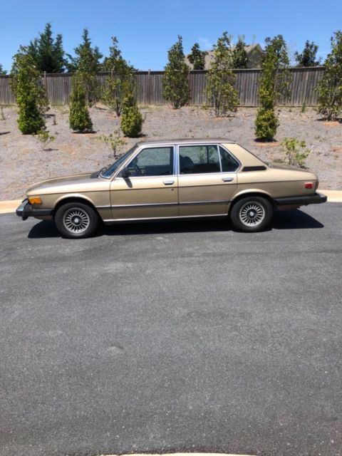 1980 BMW 5-Series 4 door - photo 3