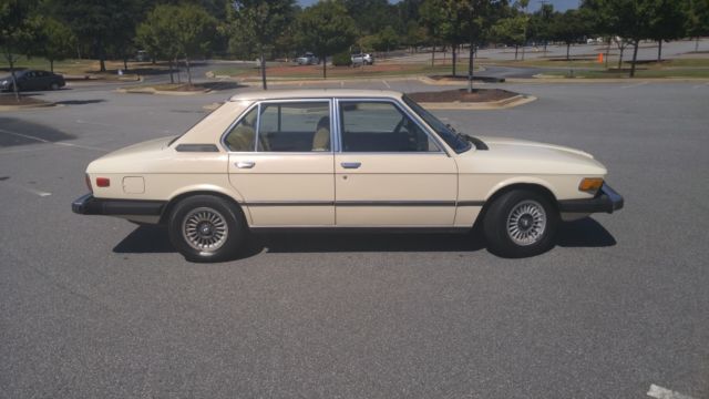 1981 BMW 5-Series 528i - photo 2