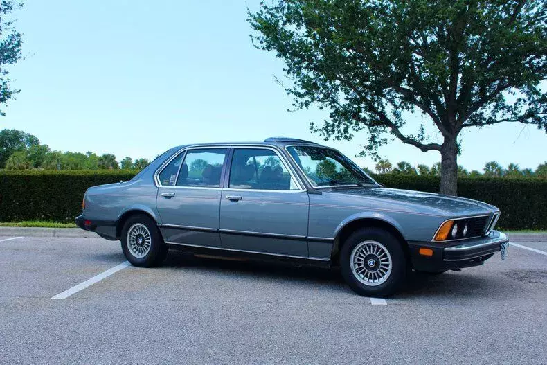 1981 BMW 7-Series 733i 4dr Sedan