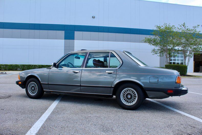 1981 BMW 7-Series 733i 4dr Sedan - photo 11