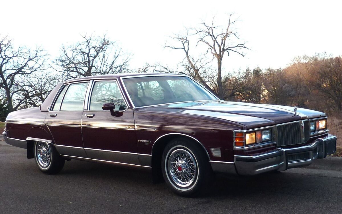 1981 Pontiac Bonneville BROUGHAM - photo 5