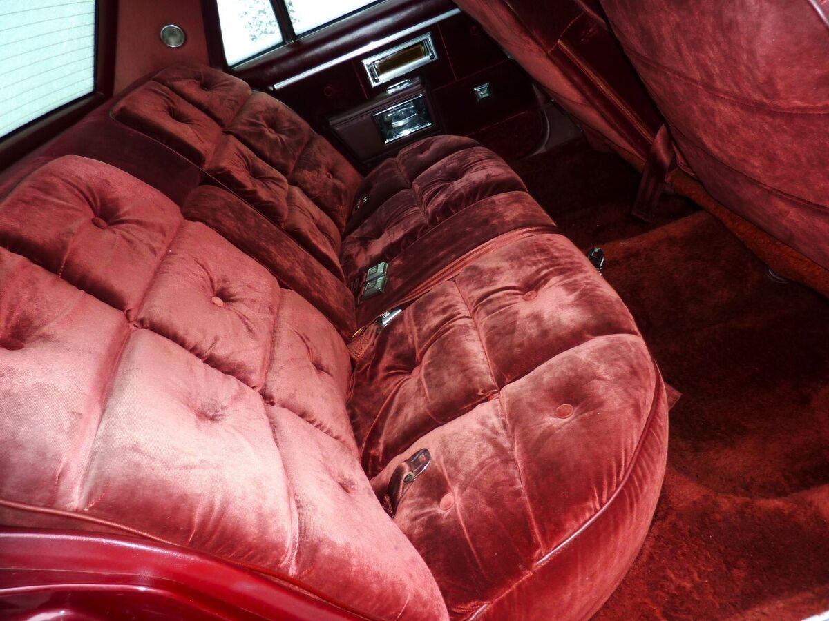 1981 Pontiac Bonneville BROUGHAM - photo 9