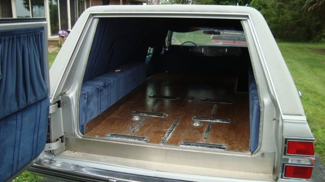 1981 Buick LeSabre Funeral Car - photo 6
