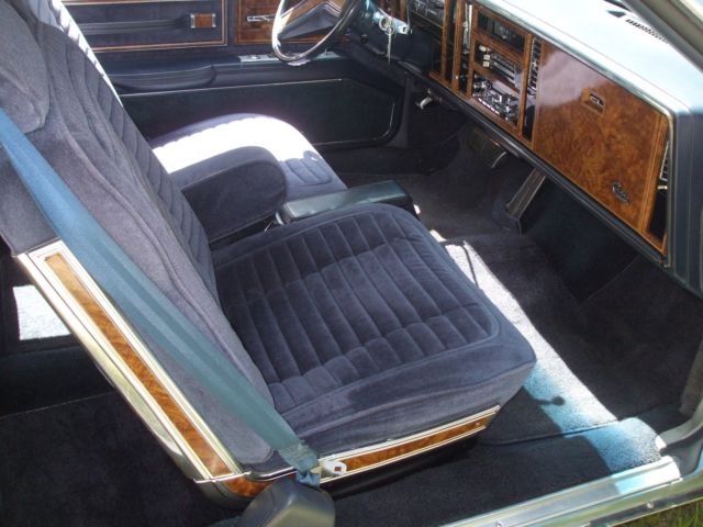 1981 Buick Riviera CUSTOM - photo 10
