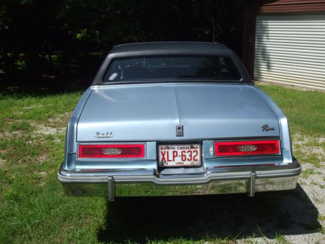 1981 Buick Riviera CUSTOM - photo 6