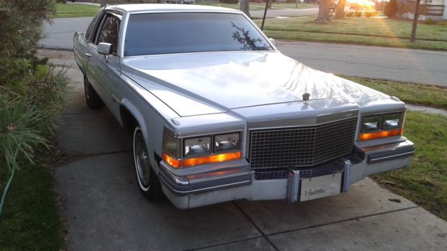 1981 Cadillac DeVille - photo 3
