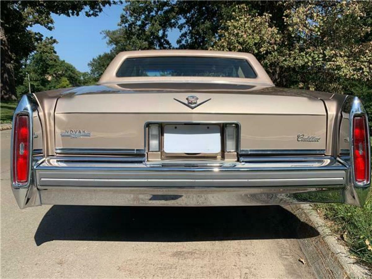 1981 Cadillac DeVille Coupe - photo 4