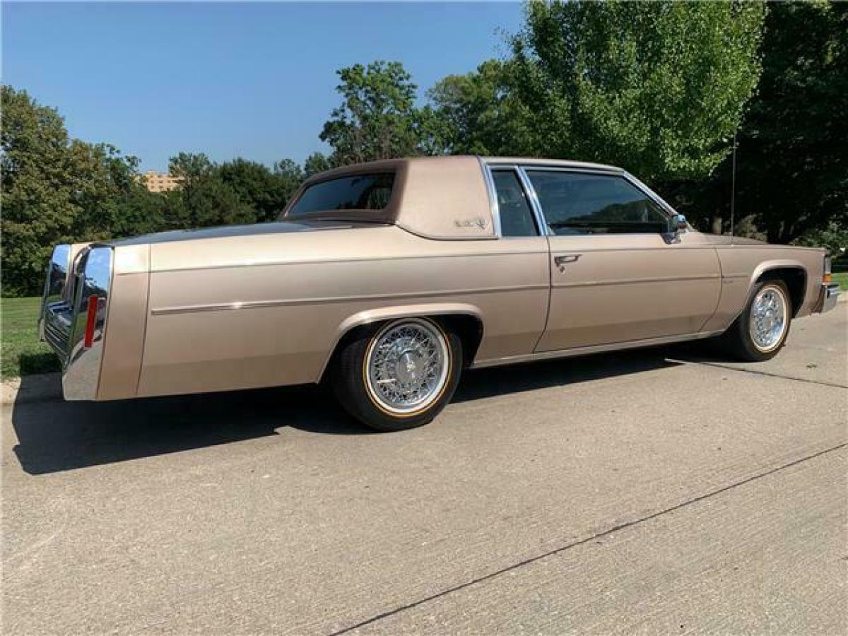 1981 Cadillac DeVille Coupe - photo 7