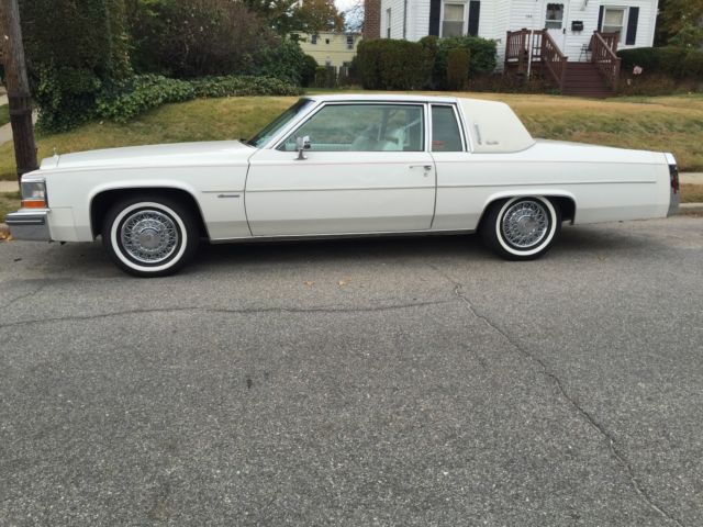 1981 cadillac deville triple white 9000 original miles 1981 Cadillac DeVille STANDARD