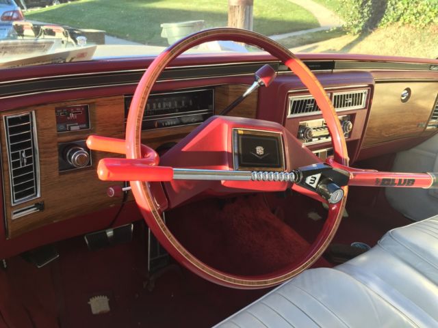 1981 Cadillac DeVille STANDARD - photo 2