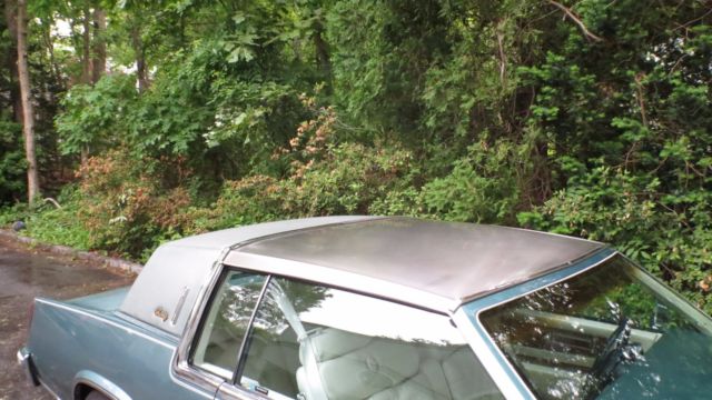 1981 Cadillac Eldorado Biarritz Coupe 2-Door - photo 4