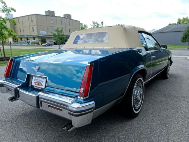 1981 Cadillac Eldorado Custom Cabriolet - photo 5