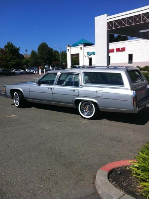 1981 Cadillac Fleetwood Slate Grey Leather - photo 2