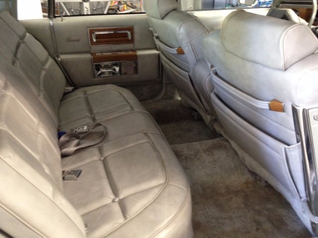 1981 Cadillac Fleetwood Slate Grey Leather - photo 9
