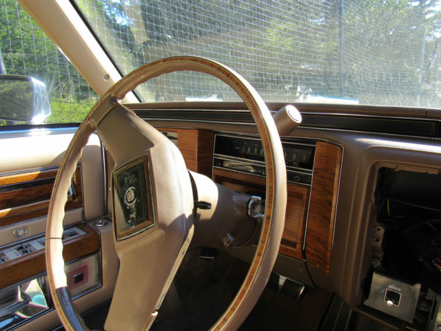 1981 Cadillac Fleetwood - photo 9