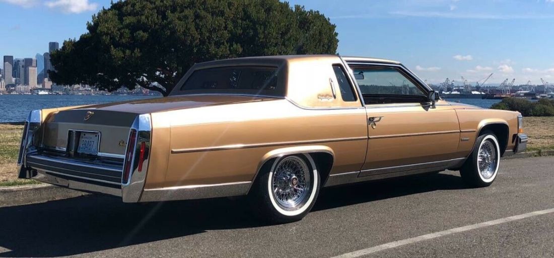 1981 Cadillac Brougham - photo 2