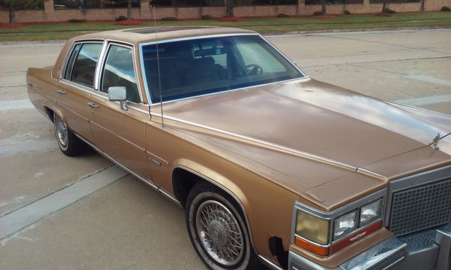1981 Cadillac Fleetwood Brougham d'Elegance Sedan 4-Door